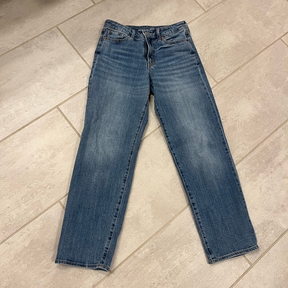Old Navy OG Loose High-Rise Straight Jeans | Size 4 | Medium Wash - Picture 2 of 7